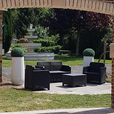 Domaine de karoli Hotel Barneville-sur-Seine Buitenkant foto