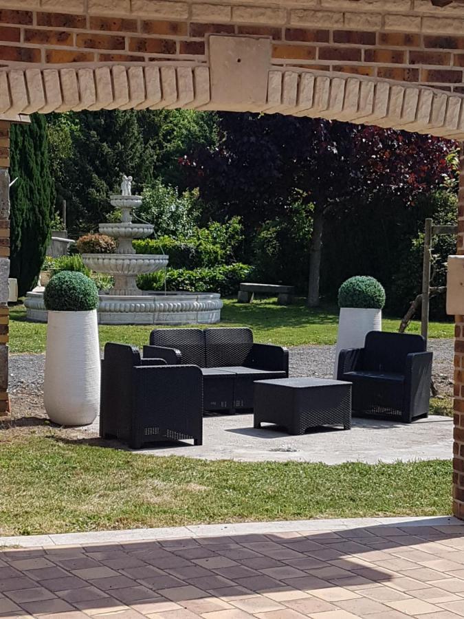 Domaine de karoli Hotel Barneville-sur-Seine Buitenkant foto