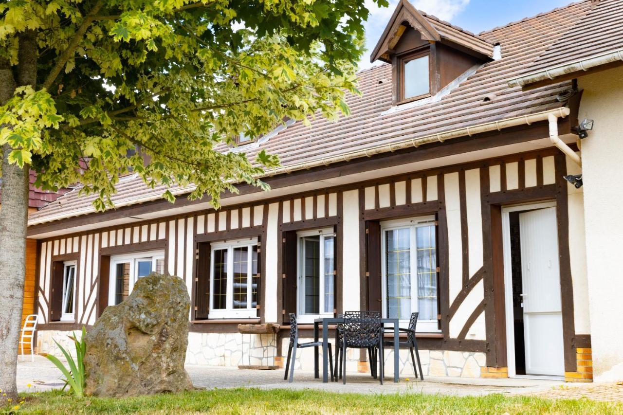 Domaine de karoli Hotel Barneville-sur-Seine Buitenkant foto